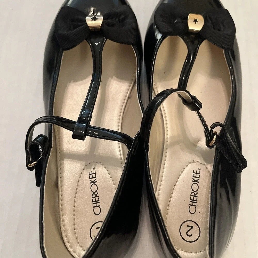 Girls Cherokee Black Patent Dress TStraps Size 2